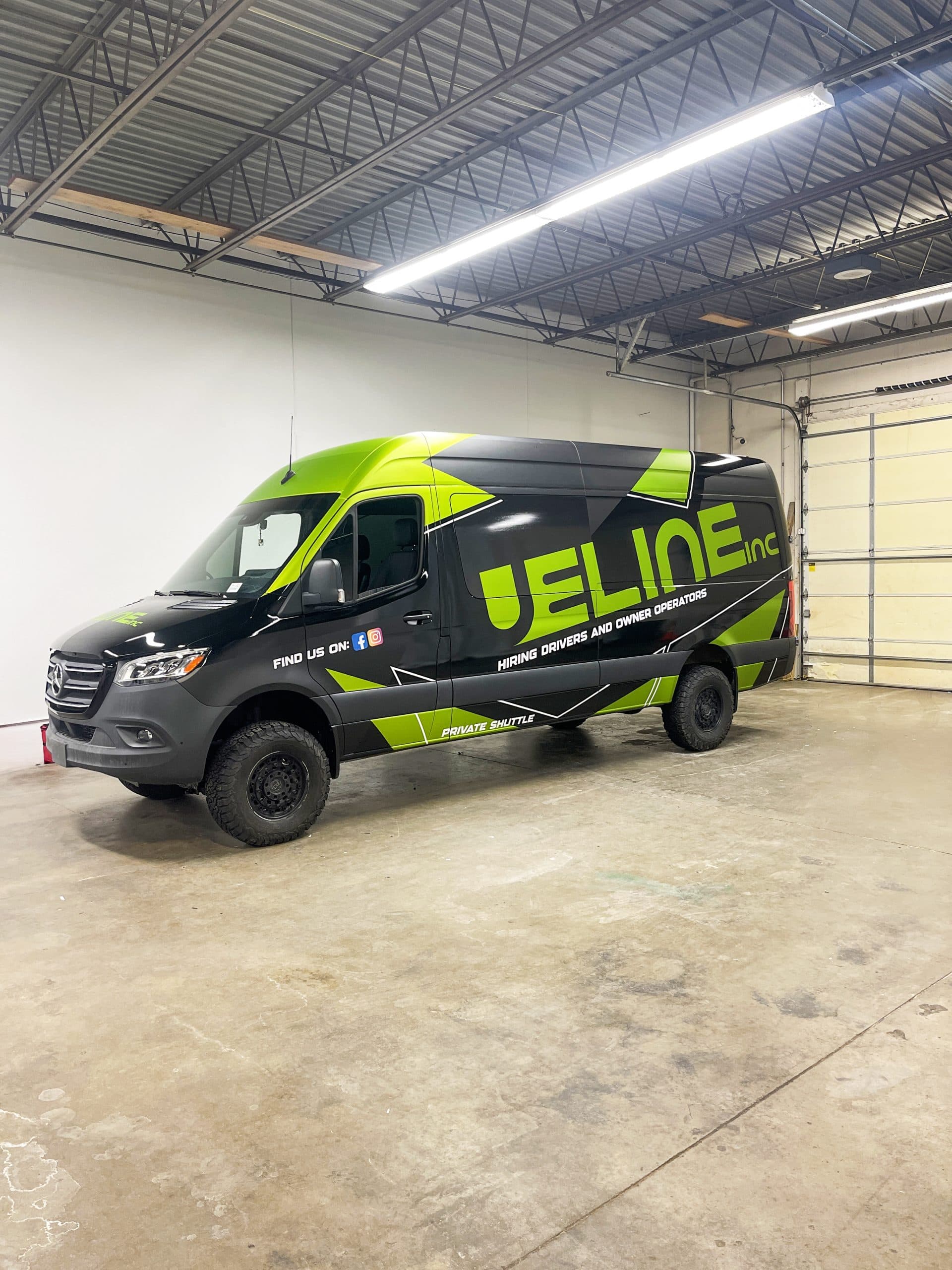 van-commercial-wrap-wood-dale-il